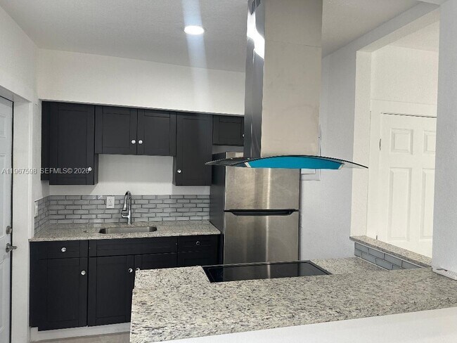 Foto del edificio - 7115 Rue Granville