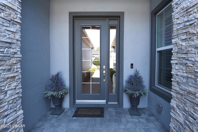 Building Photo - 6356 Hanfield Dr