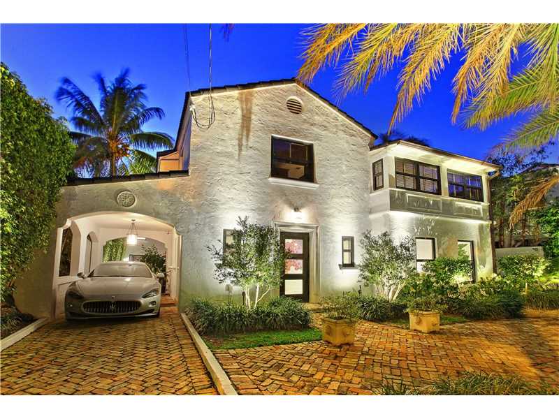 Foto principal - 5414 Pine Tree Dr