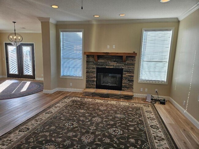 Foto del edificio - 555 Paint Creek Rd