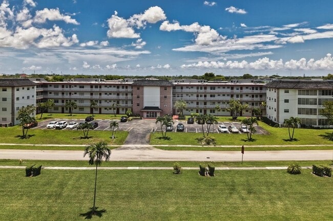 Photo - 4140 NW 44th Avenue Unit 411 Apartment