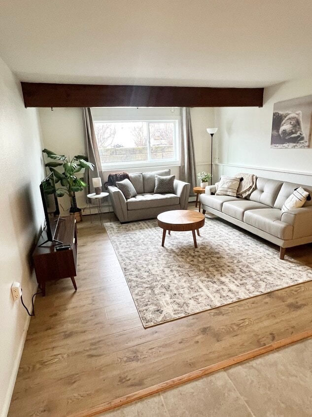 Photo - 11527 Heritage Ct 6-plex