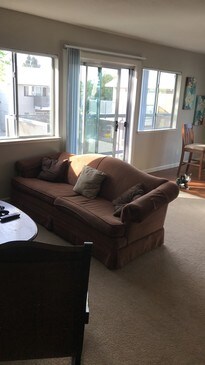 Foto del edificio - 708 Greenbriar Cir