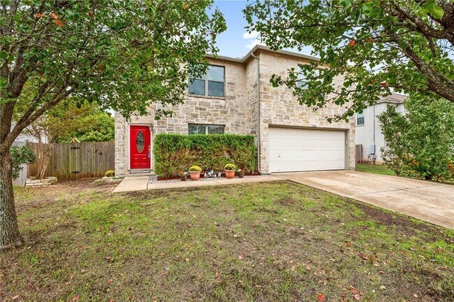 Foto del edificio - 2204 Cottontail Dr