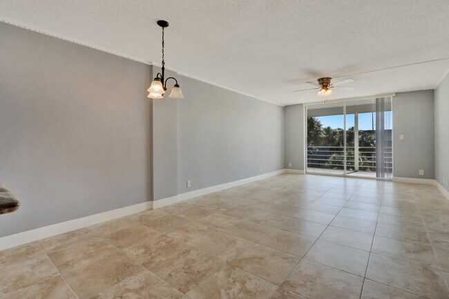 Foto del edificio - 4500 N Federal Hwy