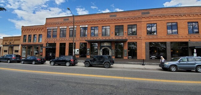 Building Photo - 11 W Main St