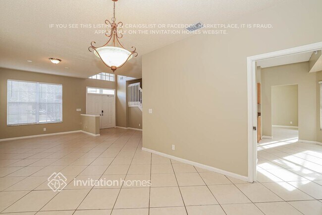 Foto del edificio - 1081 Fairfax Cir W