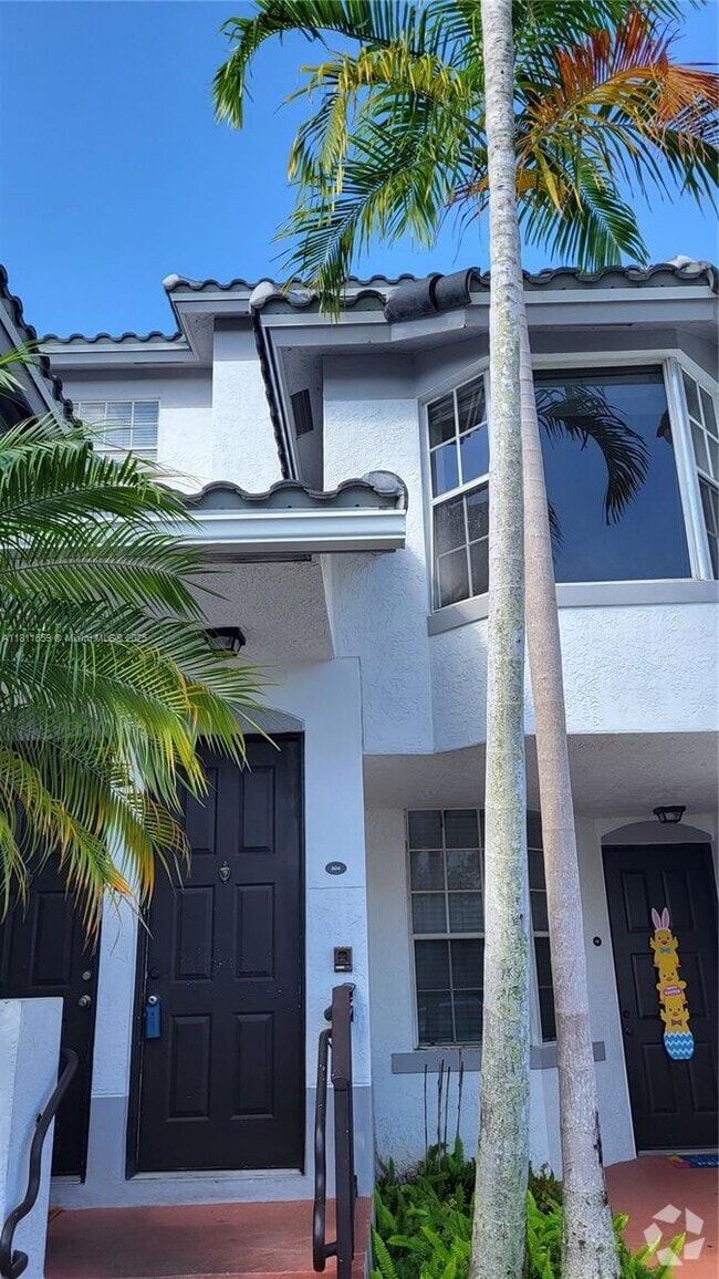Building Photo - 715 SW 148th Ave