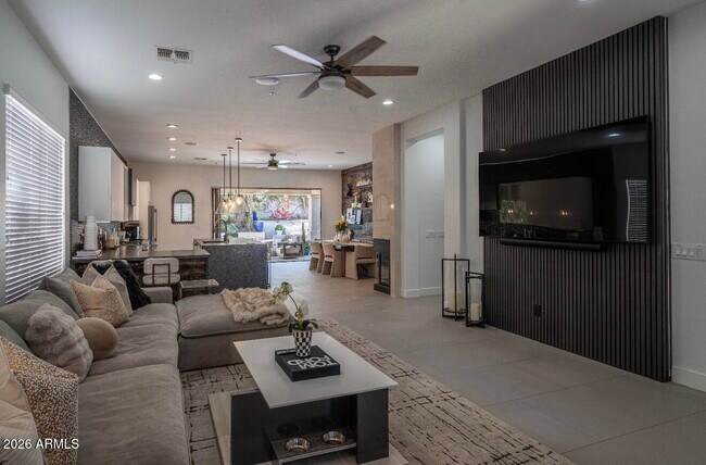 Foto del edificio - 7692 E Phantom Way