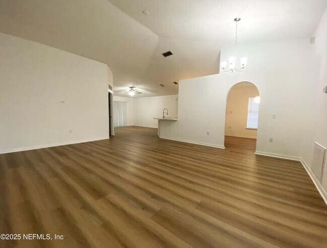 Foto del edificio - 11565 Whisperingbrook Ln