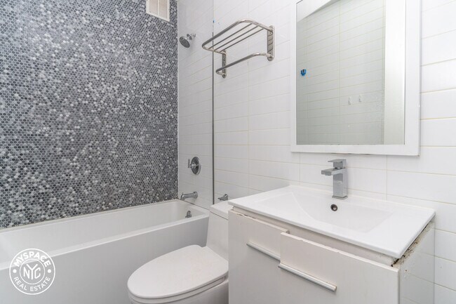 Foto del edificio - 255 Linden St