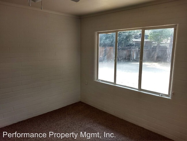 Building Photo - 2 br, 1 bath House - 3544 E. Princeton Ave