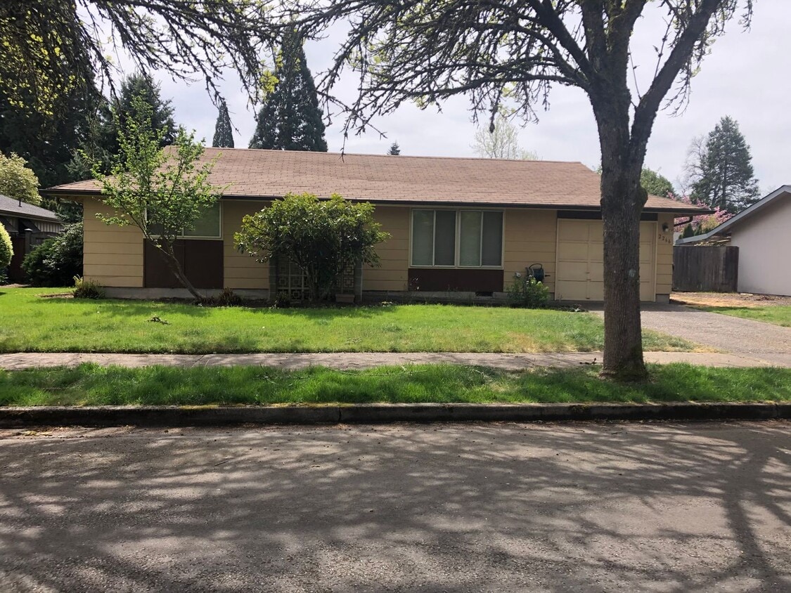 Foto principal - 2266 Birchwood Ave