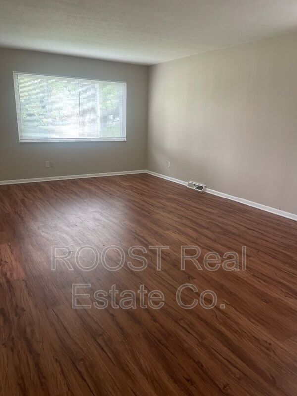 Building Photo - 3688 Arnelle Rd