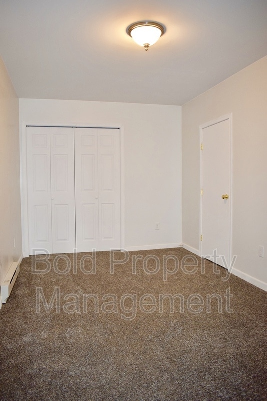 Building Photo - 8490 Lancaster Ave