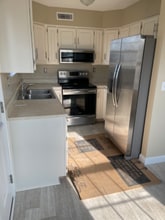 Building Photo - 391 N 1st St