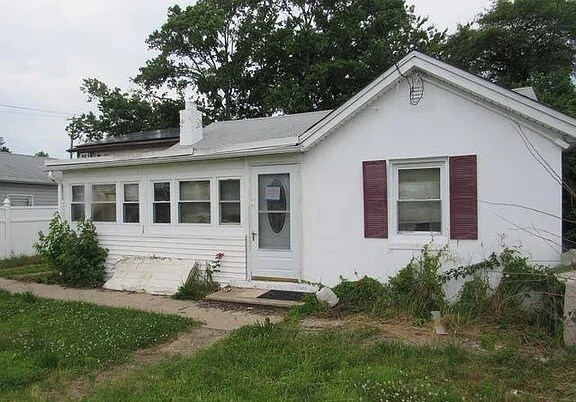 Building Photo - 3104 Adams Ave