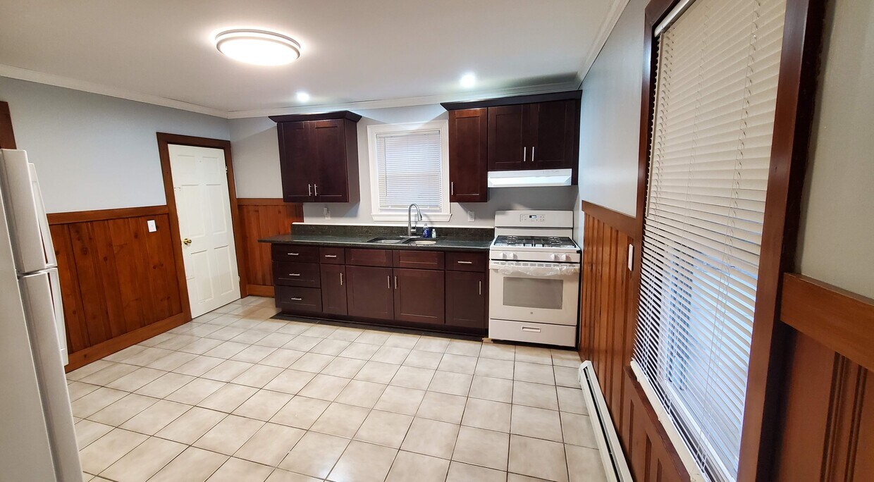 Foto principal - 102 First St
