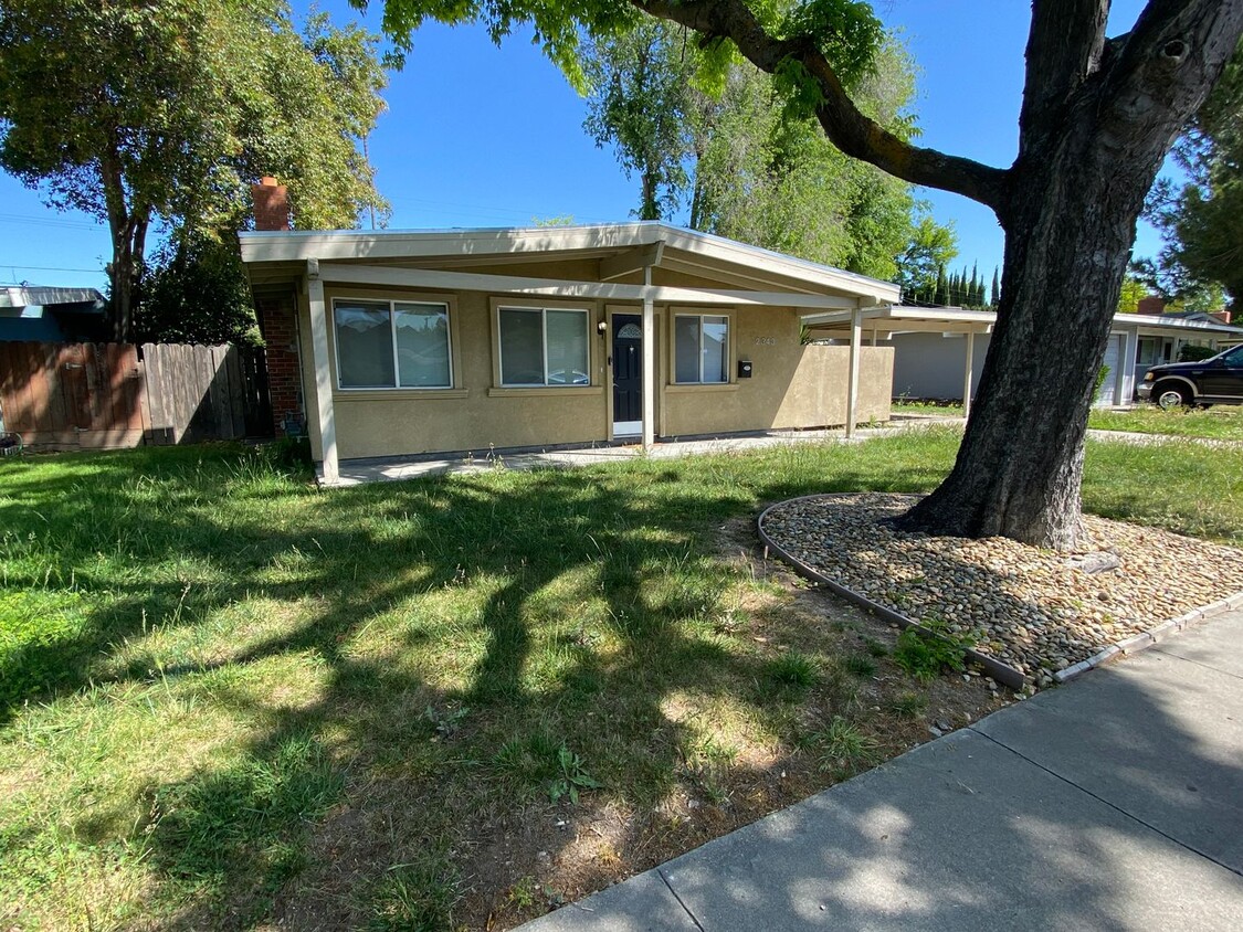 Primary Photo - Affordable Home In Lincoln School District