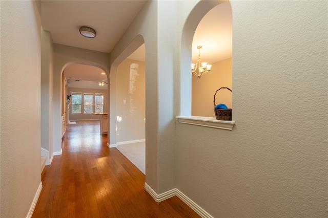 Building Photo - 7120 Sugarplum Dr
