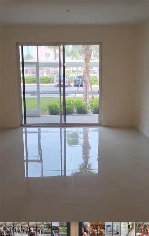 Foto del edificio - 15901 Pointe Cir