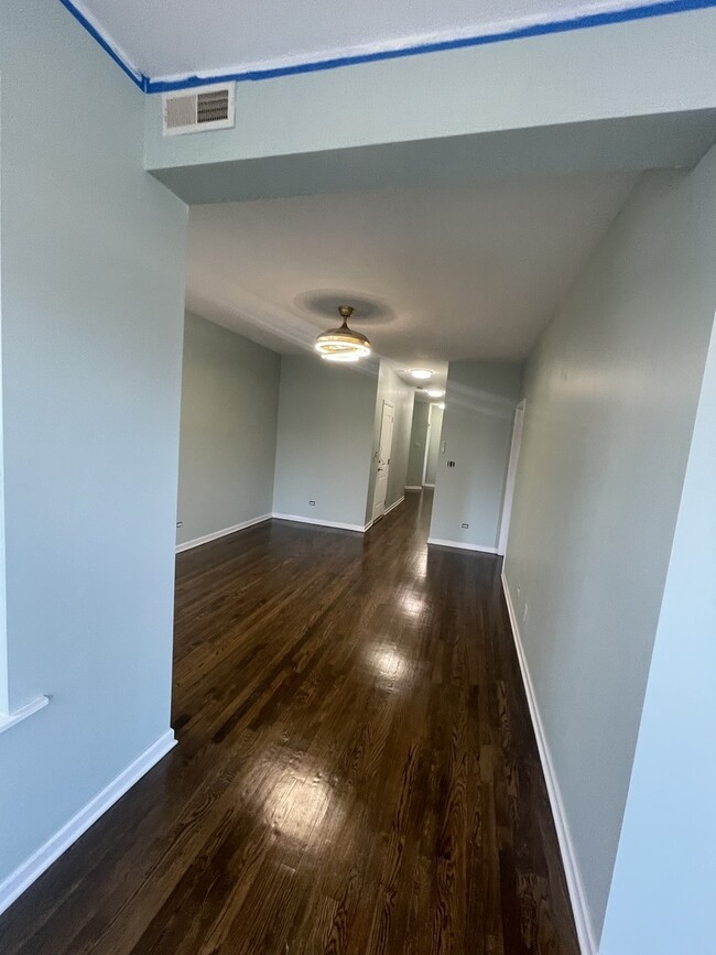 Building Photo - 6750 S Clyde Ave