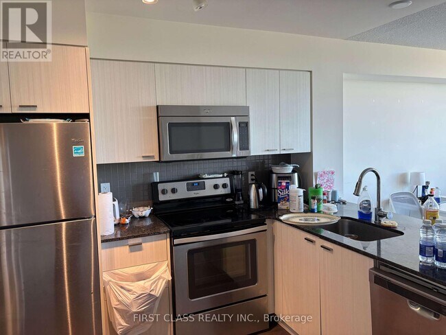 Photo du bâtiment - 88-1188 Sheppard Ave E