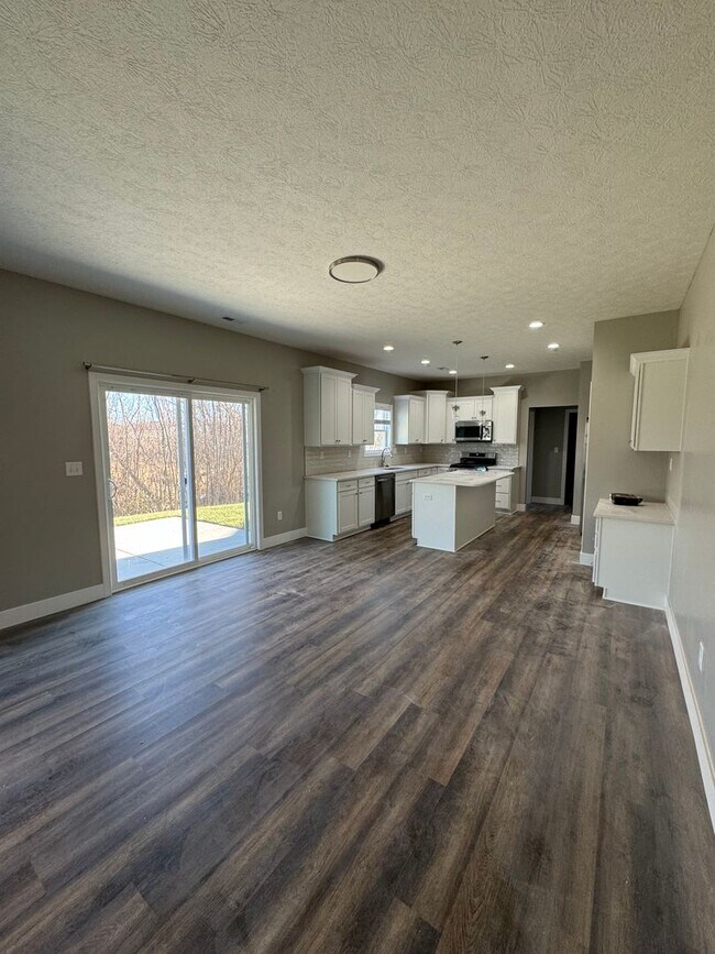 Foto del edificio - NEWLY CONSTRUCTED- WEST LAFAYETTE