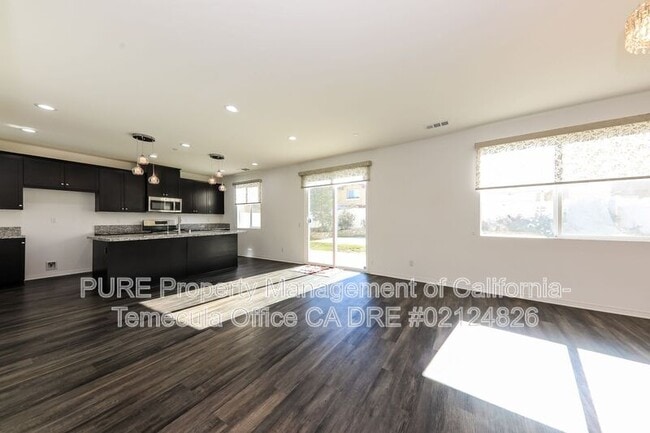 Foto del edificio - 27309 Barre Dr