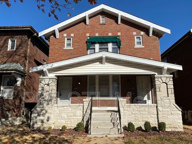 Building Photo - 3933 Fillmore St