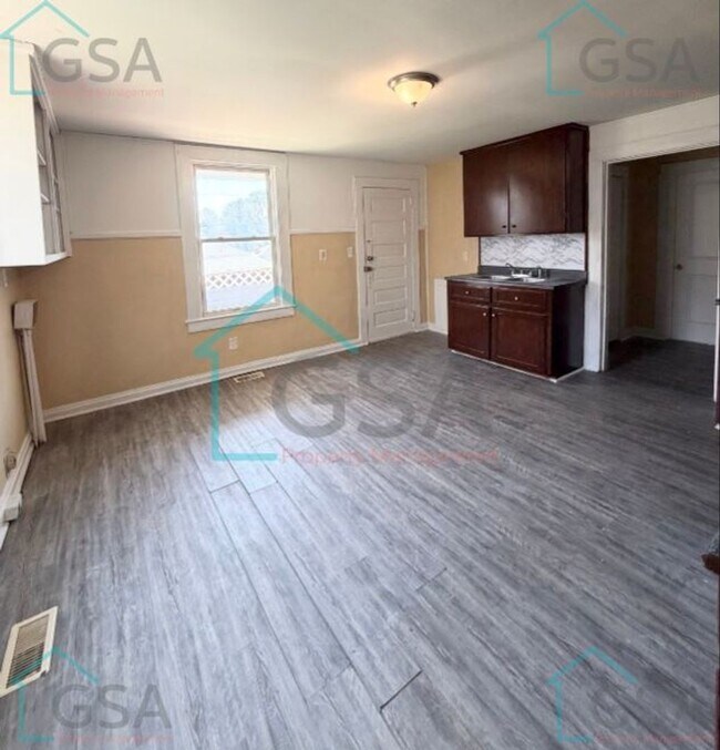 Foto del edificio - 2 Bedroom 1 Bath Available!