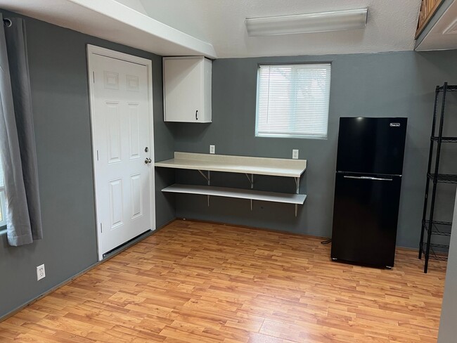 Foto del edificio - Studio Apartment in Springfield!