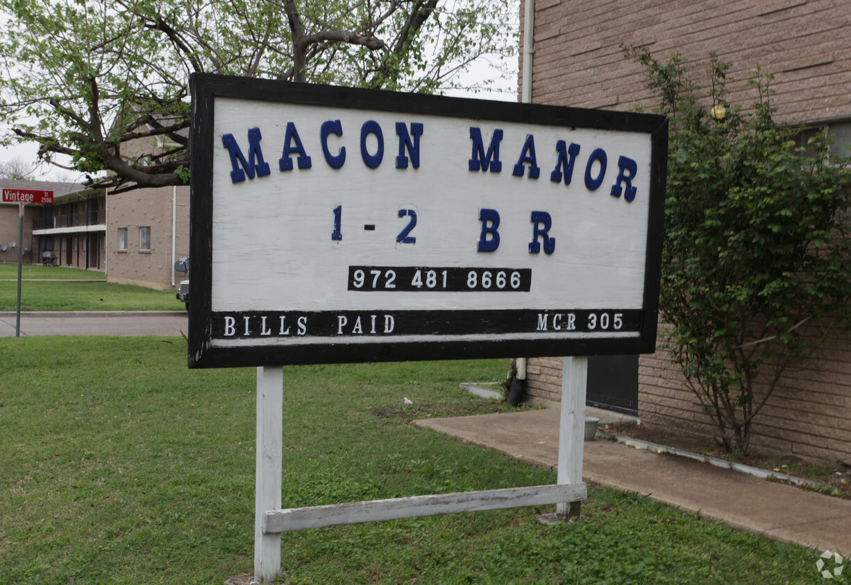 Building Photo - Macon Manor Apartments