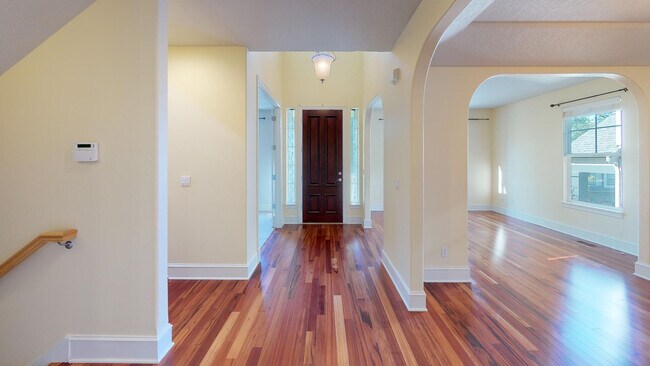 Foto del edificio - BETHANY LUXURY HOME! NO MOVE-IN DEPOSIT wi...