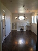 Building Photo - 415 W Avenue 37