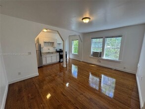 Building Photo - 177 NE 50th St
