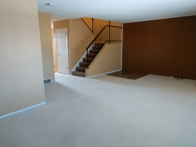 living room view to 2nd floor - 9168 E Nassau Ave