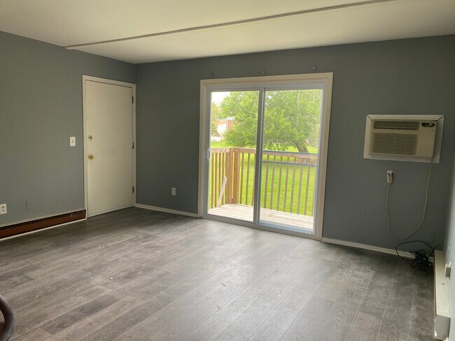 Living Room - 305 Wentworth Dr