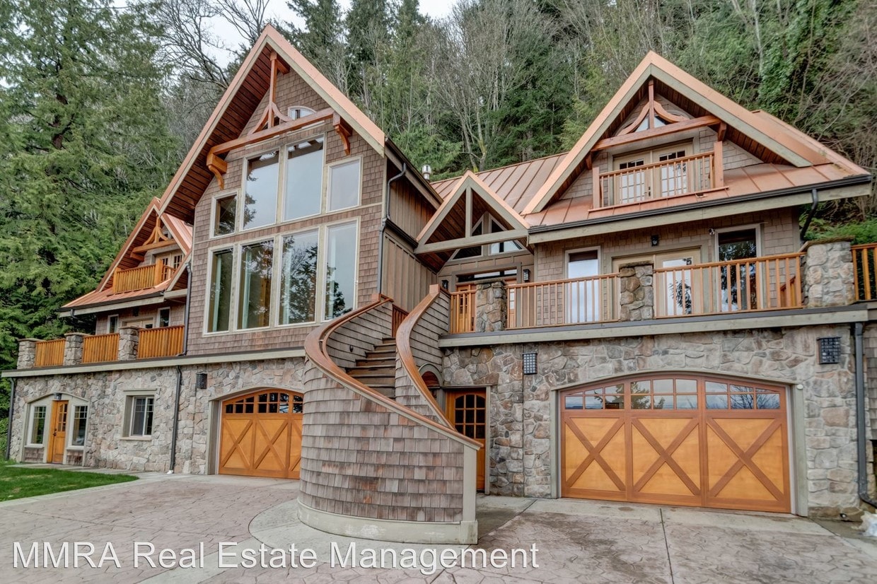 Primary Photo - 1078 Chuckanut Dr