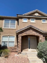 Building Photo - 3155 S Hidden Valley Dr