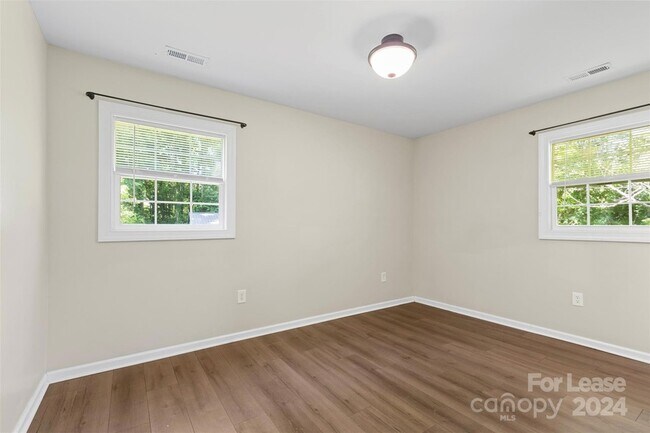 Building Photo - 2338 Purser Drive