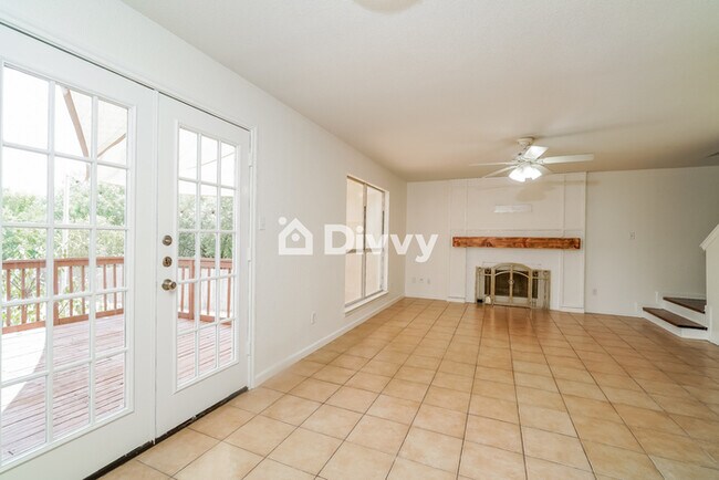 Building Photo - 4022 Knollgate, San Antonio, TX 78247