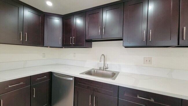 Building Photo - 44649 5th St E