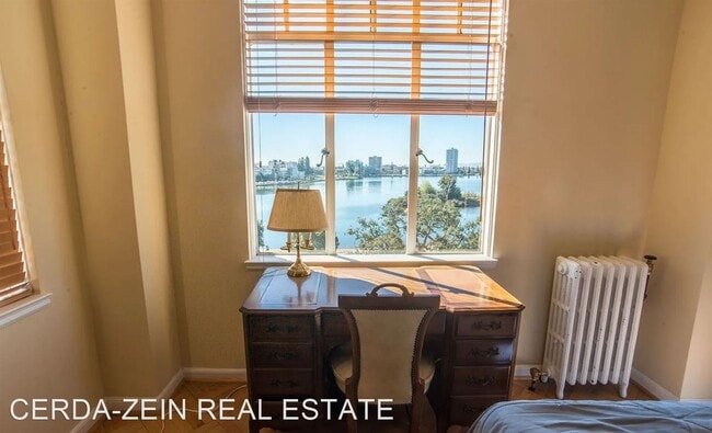 Building Photo - 2 br, 2 bath House - 492 Staten Ave #503