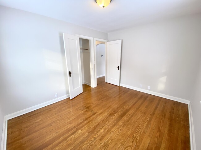 Building Photo - 405 34th St NW