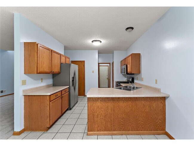 Foto del edificio - 6496 15th St Pl N