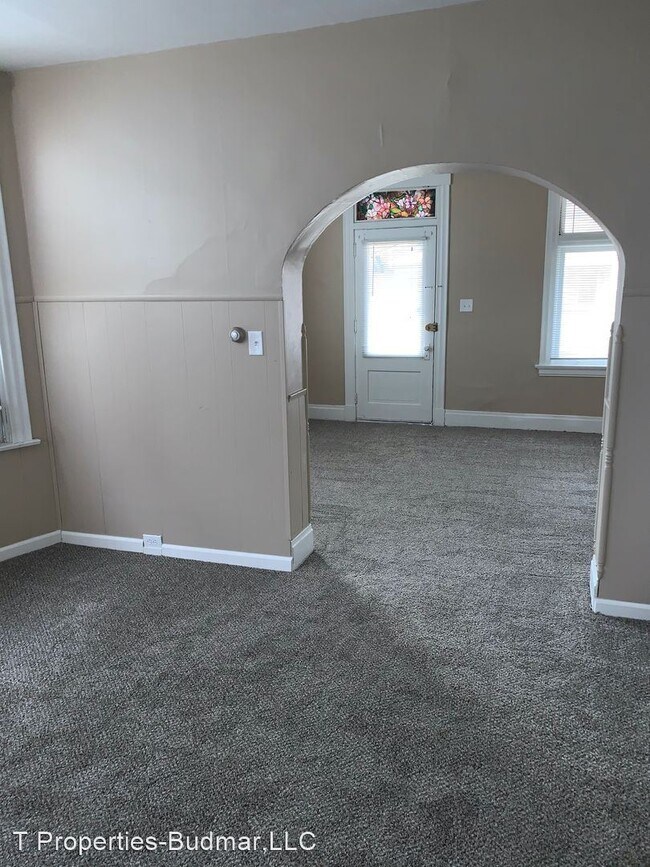 Building Photo - 3 br, 1.5 bath House - 3742 Mayfield Ave