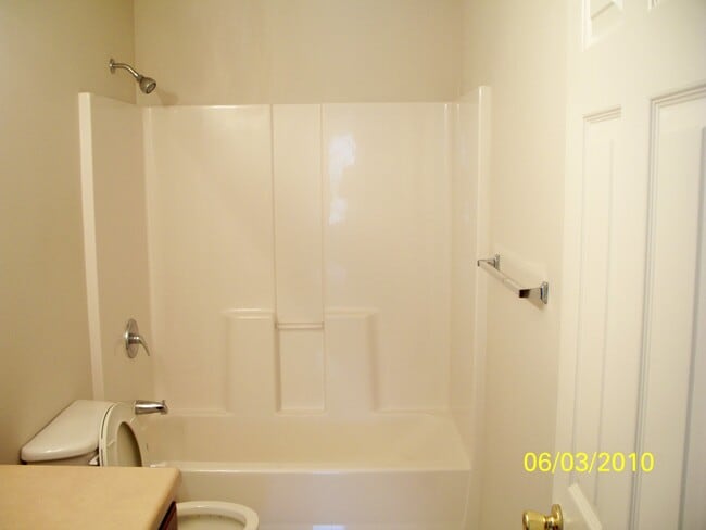 Foto del edificio - Beautifully Updated 3-Bedroom Home with Bo...