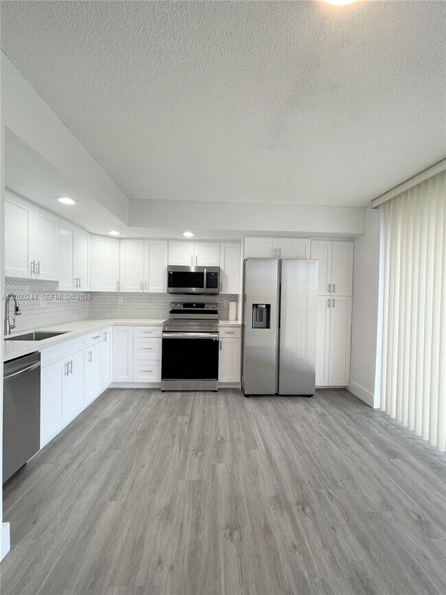 Foto del edificio - 8520 SW 133rd Avenue Rd