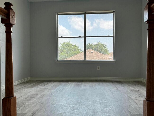 Foto del edificio - 8915 Westplace Dr